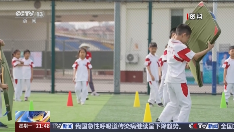 在于年轻且